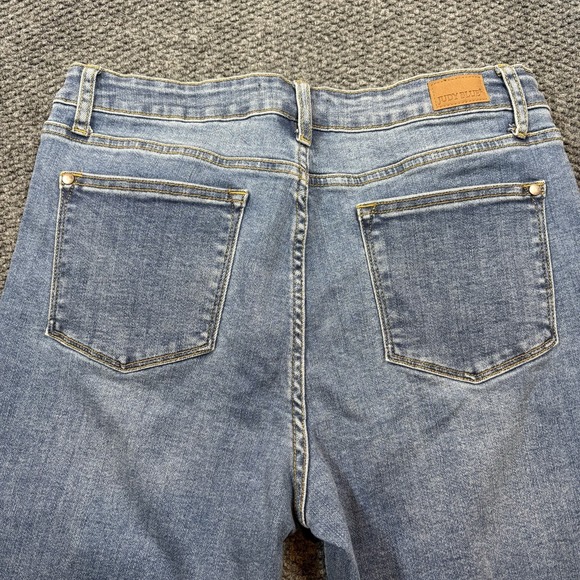 Judy Blue Jeans Womens 15/32 Blue Slim Fit Shark Bite Raw Hem Distressed JB88313 - Picture 5 of 11